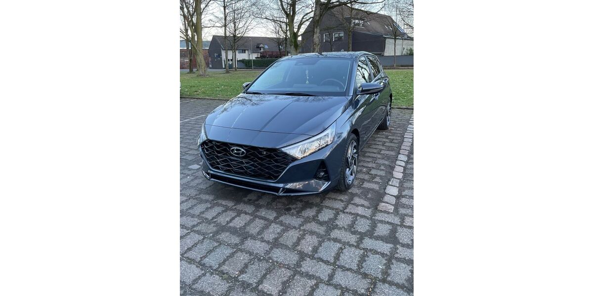 Hyundai i20 34.370 km 17.399 &euro; Duisburg 47249