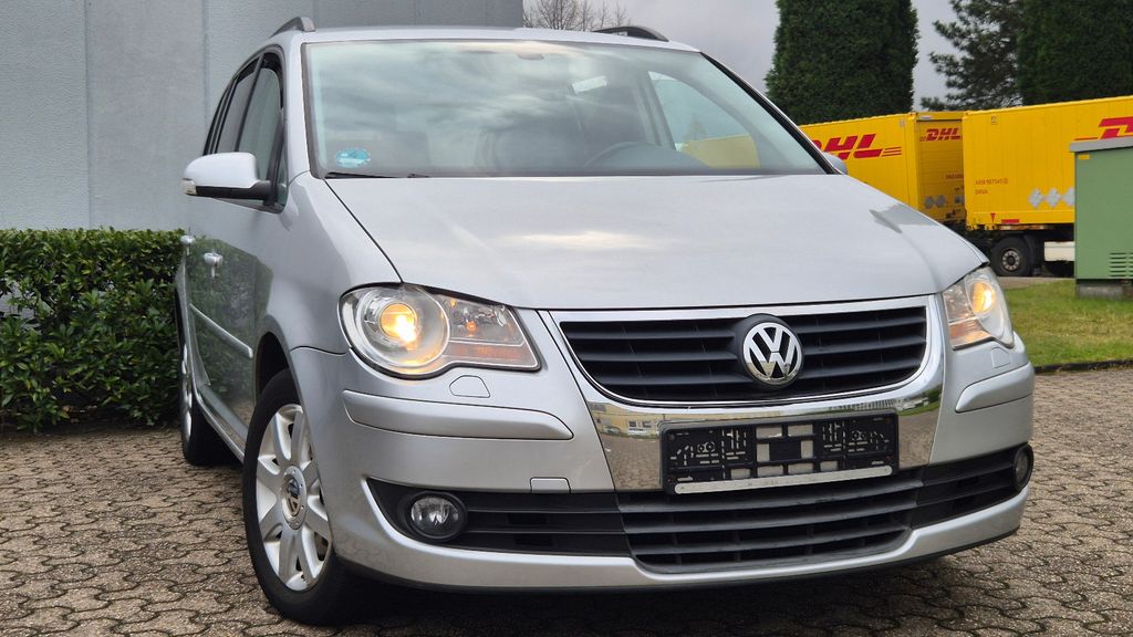 VW Touran 188.000 km 4.900 &euro; Essen 45356