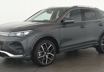 VW Tiguan 22.300 km 45.184 &euro; Düsseldorf 40233