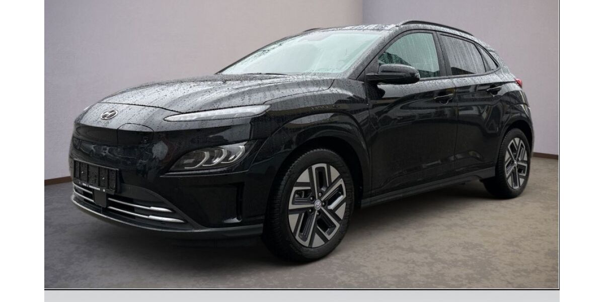 Hyundai KONA 21.176 km 23.690 &euro; Velbert 42555