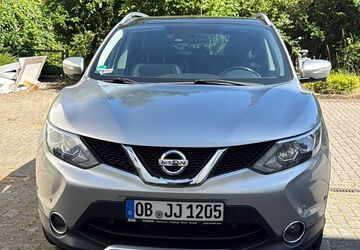 Nissan Qashqai 124.000 km 7.800 &euro; Duisburg 47057