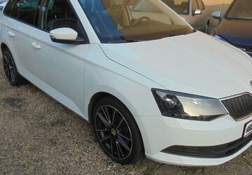 Skoda Fabia 102.000 km 8.999 &euro; Duisburg 47249