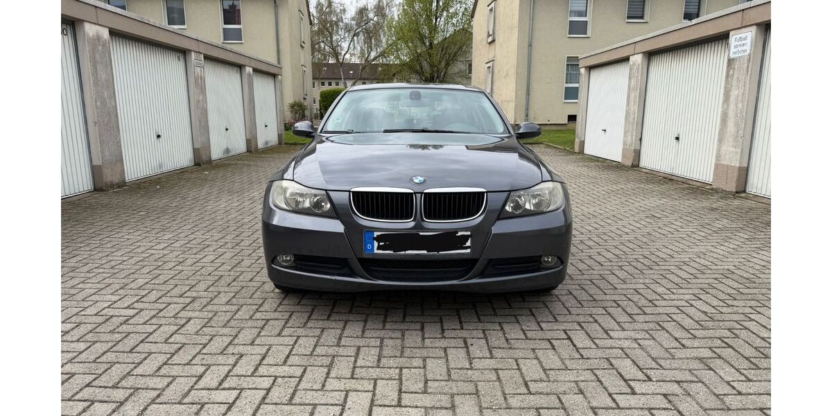 BMW 318 225.000 km 1.600 &euro; Düsseldorf 40229