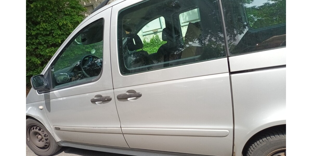 Mercedes-Benz Vaneo 171.000 km 3.700 &euro; Duisburg 47051