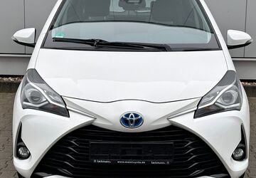 Toyota Yaris 57.000 km 13.990 &euro; Düsseldorf - Bezirk 8 40231