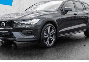 Volvo V60 Cross Country 24.952 km 34.950 &euro; Düsseldorf 40474