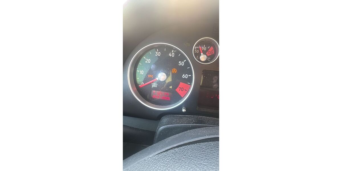 Audi TT 209.000 km 2.900 &euro; Duisburg 47055