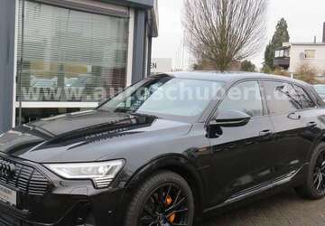 Audi e-tron 30.618 km 55.990 &euro; Gladbeck 45964