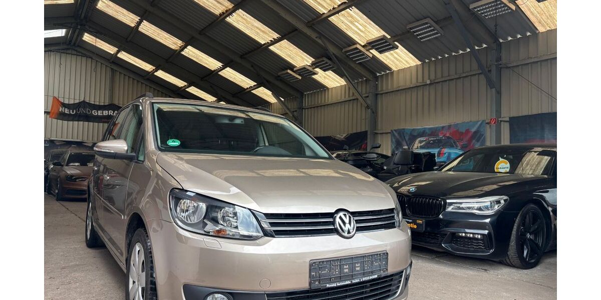 VW Touran 185.000 km 5.350 &euro; Essen 45139