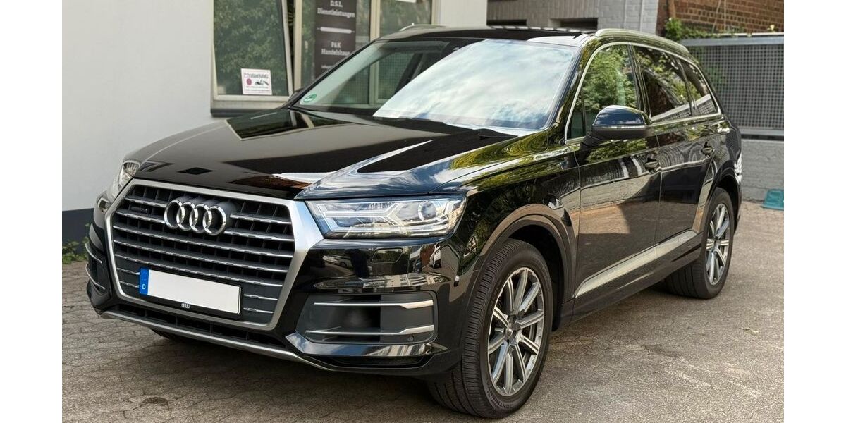 Audi Q7 199.035 km 26.800 &euro; Düsseldorf 40627
