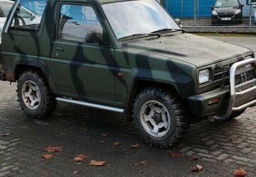 Daihatsu Rocky/Fourtrak 42.770 km 4.790 &euro; Dorsten 46282