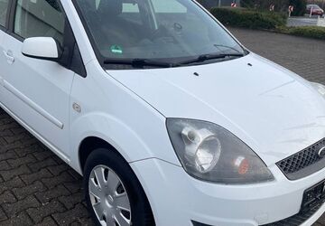 Ford Fiesta 110.956 km 2.999 &euro; Krefeld 47809