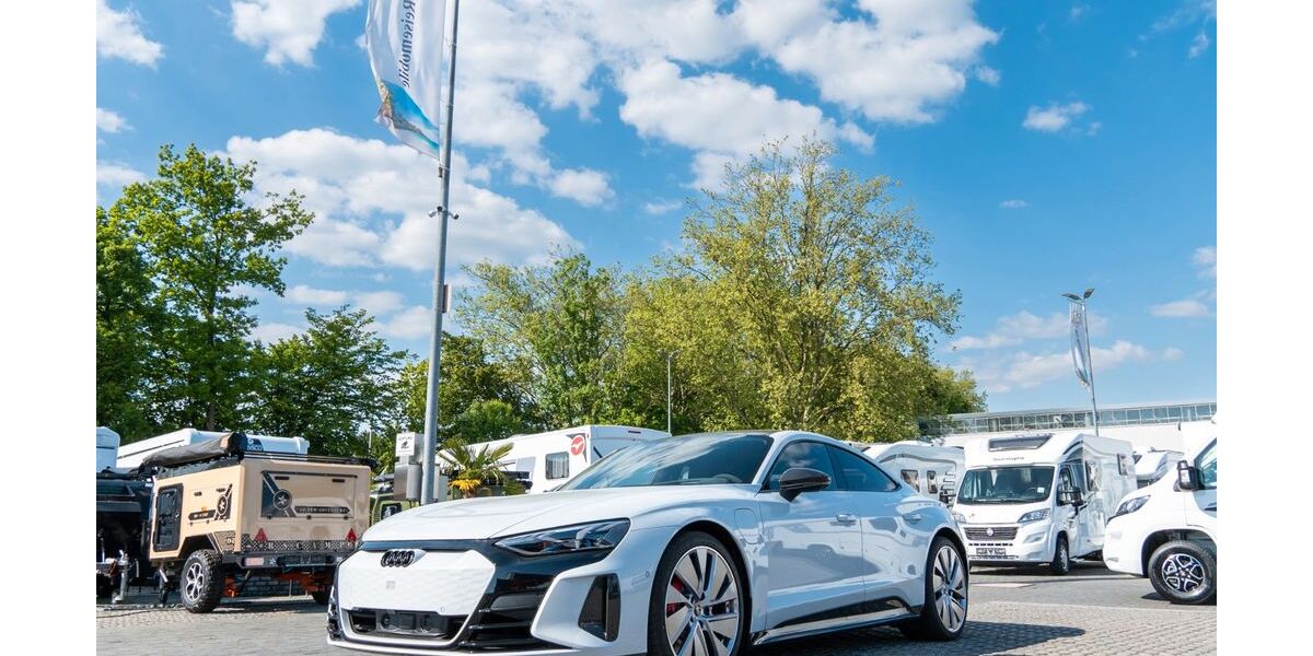 Audi RS e-tron GT 29.900 km 81.900 &euro; Mülheim an der Ruhr 45481