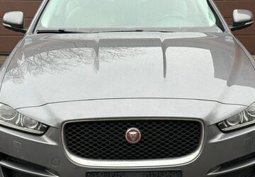 Jaguar XE 239.968 km 8.250 &euro; Duisburg 47138