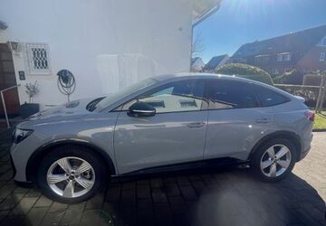 Audi Q4 e-tron 37.800 km 25.500 &euro; Meerbusch 40668