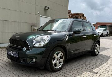 Mini Countryman S (Cooper) 146.600 km 8.699 &euro; Gelsenkirchen 45891