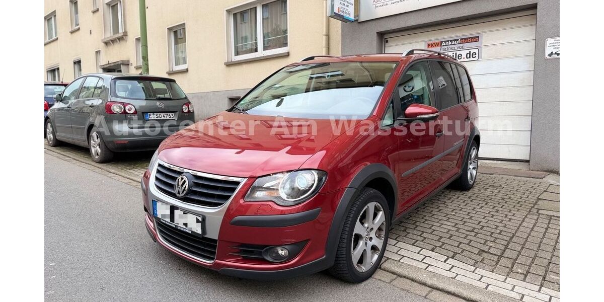 VW Touran 173.500 km 4.990 &euro; Essen 45139
