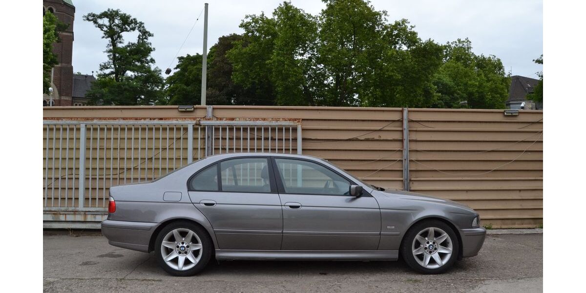 BMW 520 119.000 km 11.480 &euro; Duisburg 47166