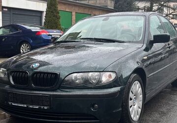 BMW 318 120.000 km 3.999 &euro; Düsseldorf 40235