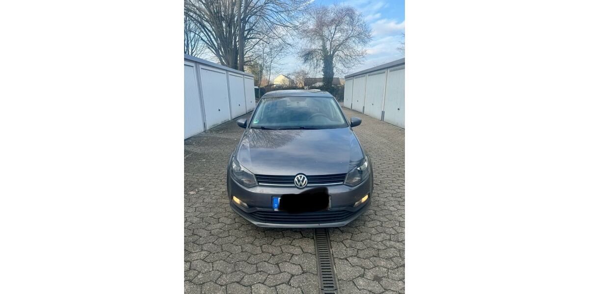 VW Polo 97.000 km 6.900 &euro; Duisburg 47055
