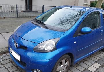 Toyota Aygo (X) 159.520 km 2.500 &euro; Duisburg 47137