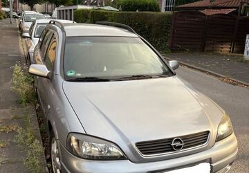Opel Astra 110.700 km 2.600 &euro; Duisburg 47137