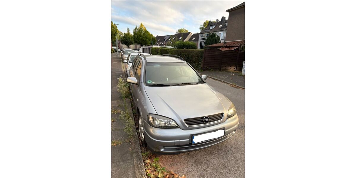 Opel Astra 110.700 km 2.600 &euro; Duisburg 47137