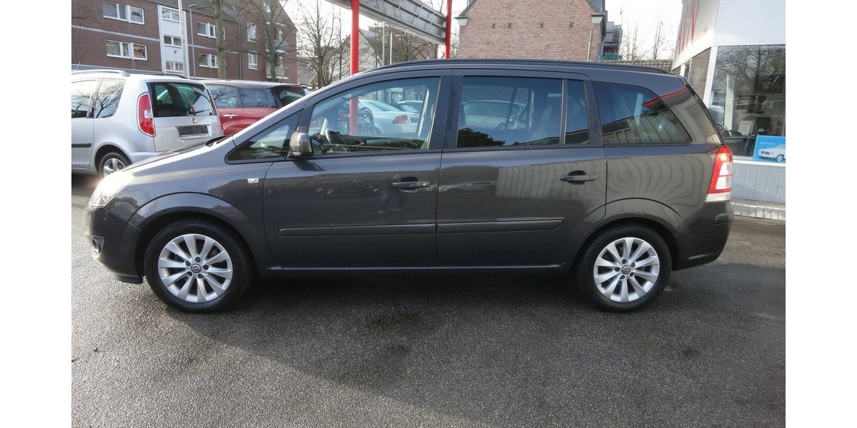 Opel Zafira 1,8 Family Navi Klimatr.PDC 7 Sitzer 136.000 km 6.400 &euro; Neuss 41462