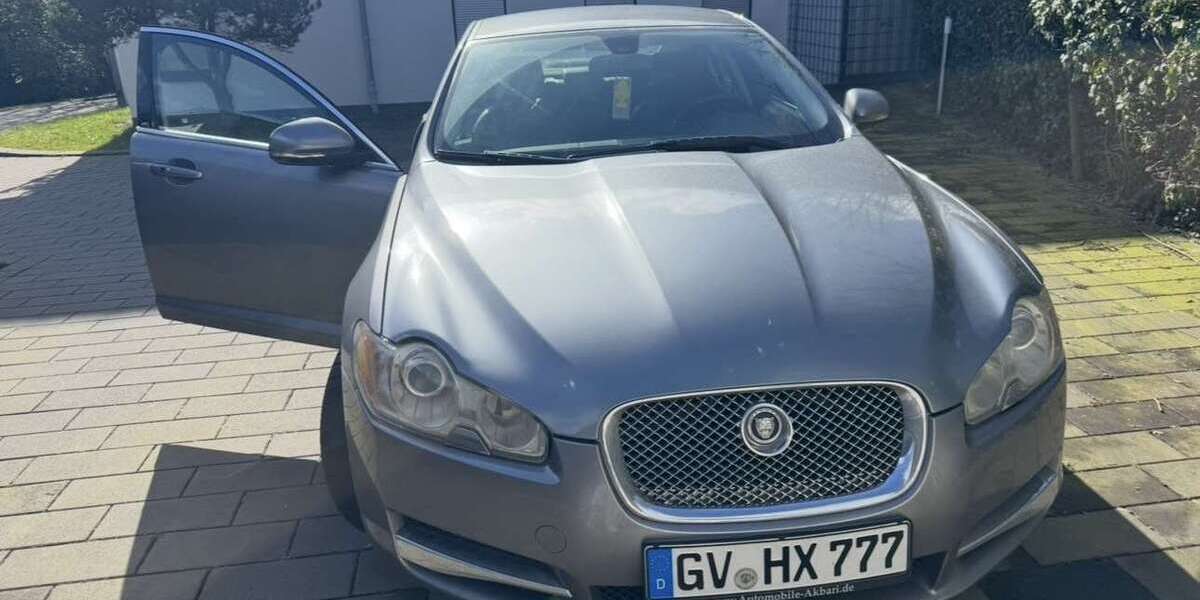 Jaguar XF 215.000 km 9.250 &euro; Neuss 41469