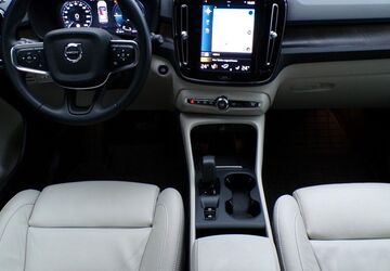 Volvo XC40 124.000 km 21.940 &euro; Düsseldorf 40468