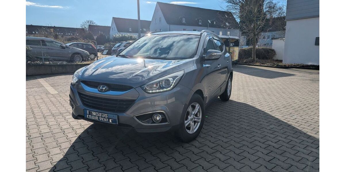 Hyundai ix35 126.000 km 11.900 &euro; Gladbeck 45968