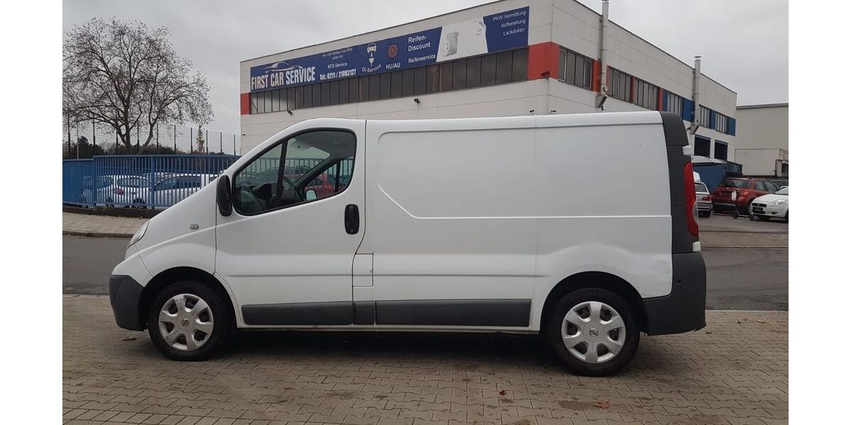 Nissan Primastar 155.399 km 5.999 &euro; Düsseldorf 40599