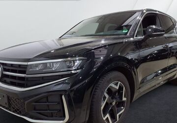 VW Touareg 25.539 km 64.880 &euro; Wesel 46483