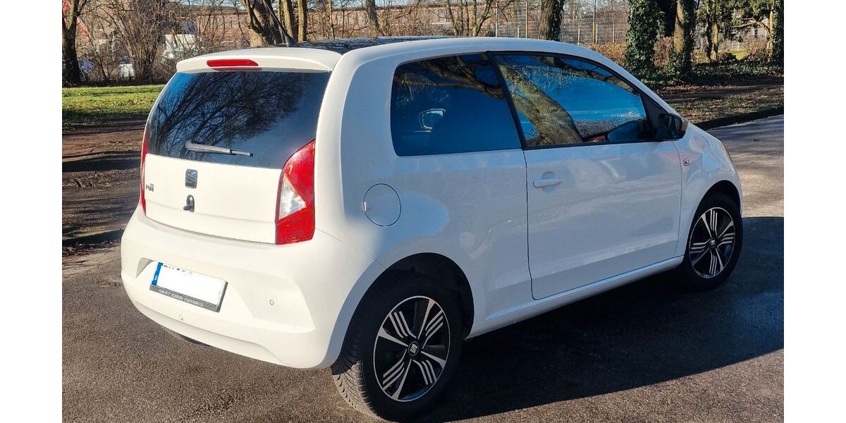 Seat Mii 86.500 km 7.199 &euro; Duisburg 47249