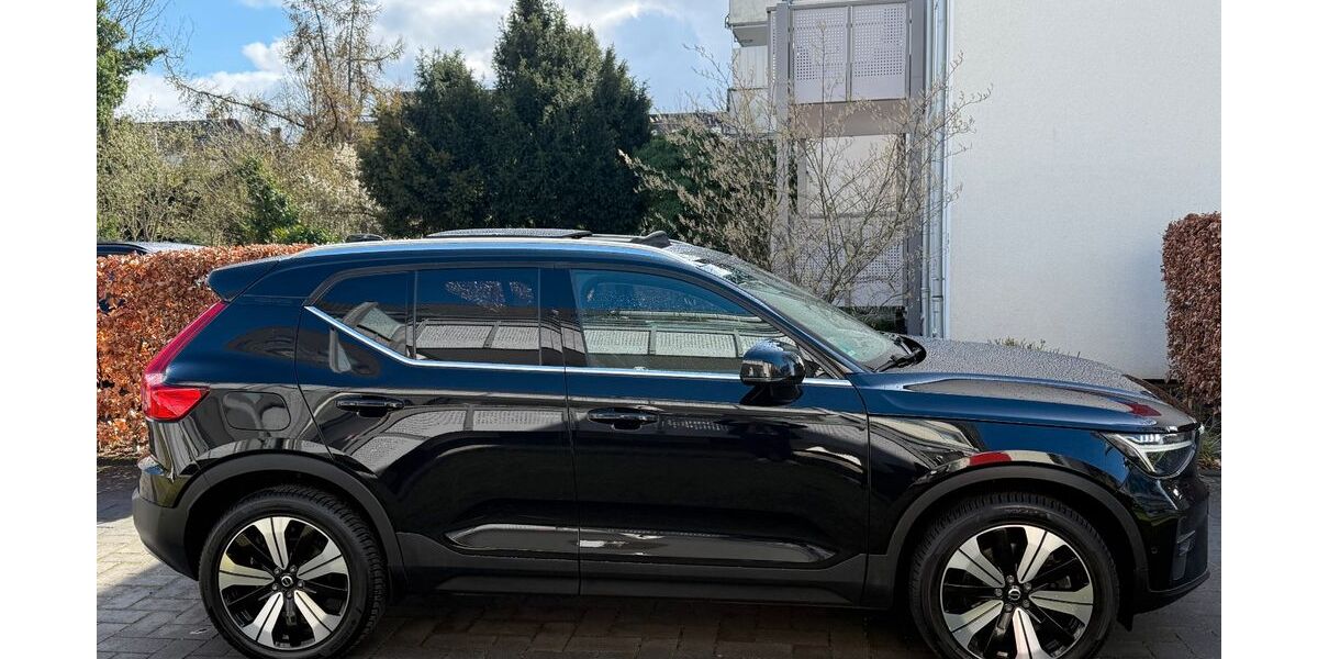 Volvo XC40 138.000 km 22.940 &euro; Düsseldorf 40468