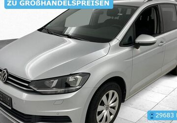 VW Touran 124.566 km 19.907 &euro; Krefeld 47829