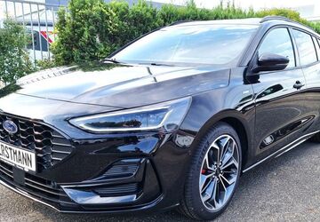 Ford Focus 13.800 km 27.480 &euro; Düsseldorf 40589