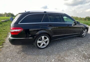 Mercedes-Benz E 350 208.000 km 6.998 &euro; duisburg 47198