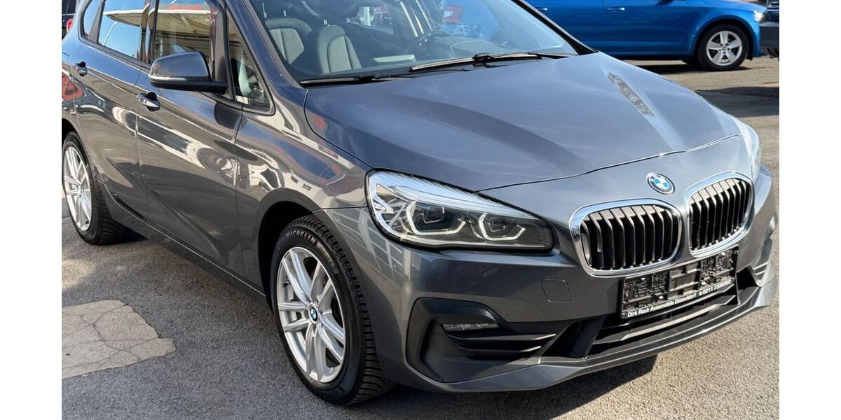 BMW 218 158.047 km 12.250 &euro; Düsseldorf 40231