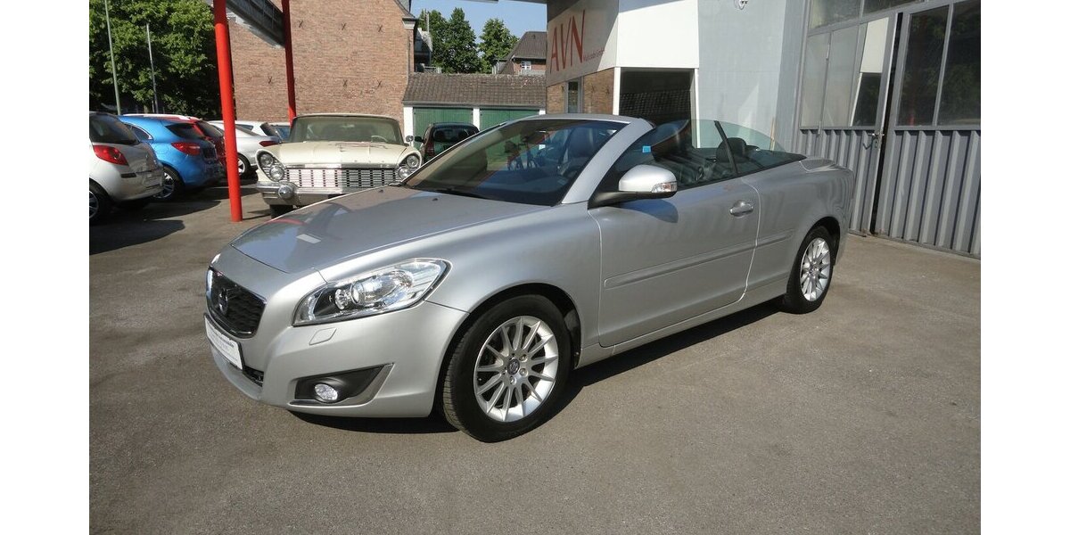 Volvo C70 2,0 D/130 KW 1.Hand Leder+Xenon+Klima Top 151.550 km 12.490 &euro; Neuss 41462