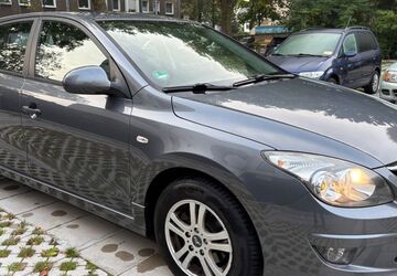 Hyundai i30 229.000 km 2.600 &euro; Duisburg 47137