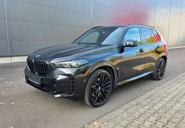 BMW X5 4.500 km 113.645 &euro; Düsseldorf 40589