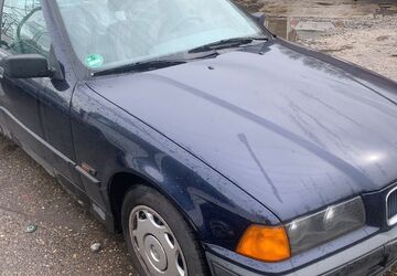 BMW 318 196.000 km 2.300 &euro; Bottrop 46238