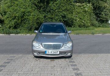 Mercedes-Benz C 220 315.000 km 2.000 &euro; Duisburg 47138