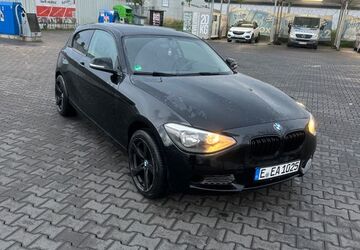 BMW 114 221.000 km 4.450 &euro; Essen 45307