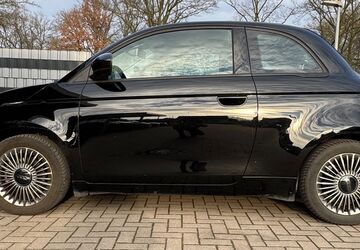 Fiat 500e 28.400 km 16.499 &euro; Dinslaken 46539