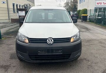 VW Caddy 157.000 km 5.900 &euro; Ratingen 40889