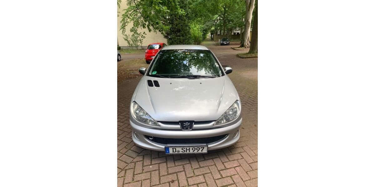 Peugeot 206 134.000 km 2.195 &euro; Erkrath 40699