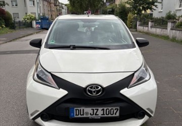 Toyota Aygo (X) 40.300 km 7.490 &euro; Duisburg 47169