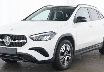 Mercedes-Benz GLA 180 11.352 km 37.990 &euro; Moers 47441